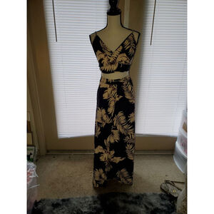 XXL Tropical print 2-piece set - bikini top & skirt #beachyvibes #orstreetwear